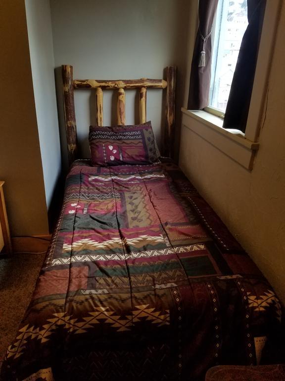 Dakota Spur Hotel Lead Luaran gambar