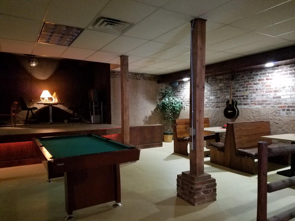 Dakota Spur Hotel Lead Luaran gambar